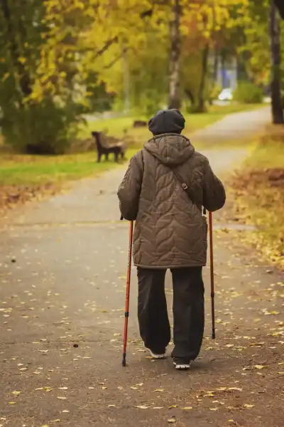 Eldre dame trener Eldre dame trener